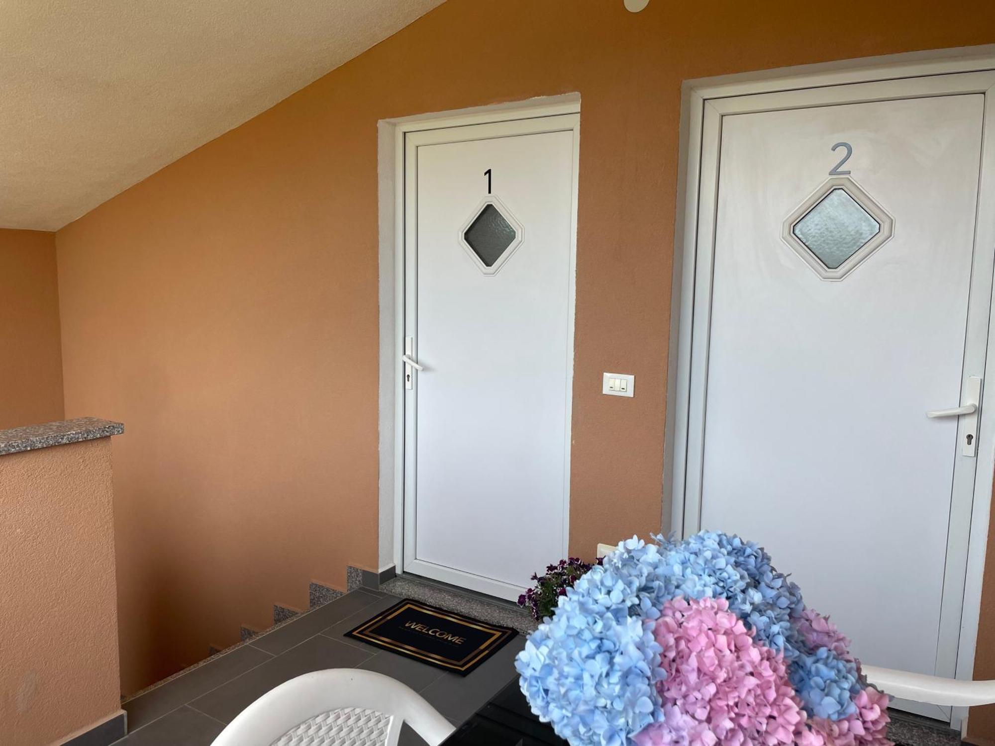 Apartments Dora Пореч Экстерьер фото